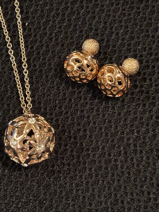 Guess necklace only Jewelry - Guess Delicate Rose Gold Filigree Pendant Necklace and Rose Gold Earrings